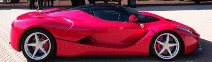 价值千万红色法拉利LaFerrari混合动力超级跑车图片欣赏